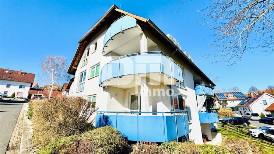 (R)eserviert!Gepflegtes Mehrfamilienhaus mit 7 Wohneinheiten - Seitenansicht